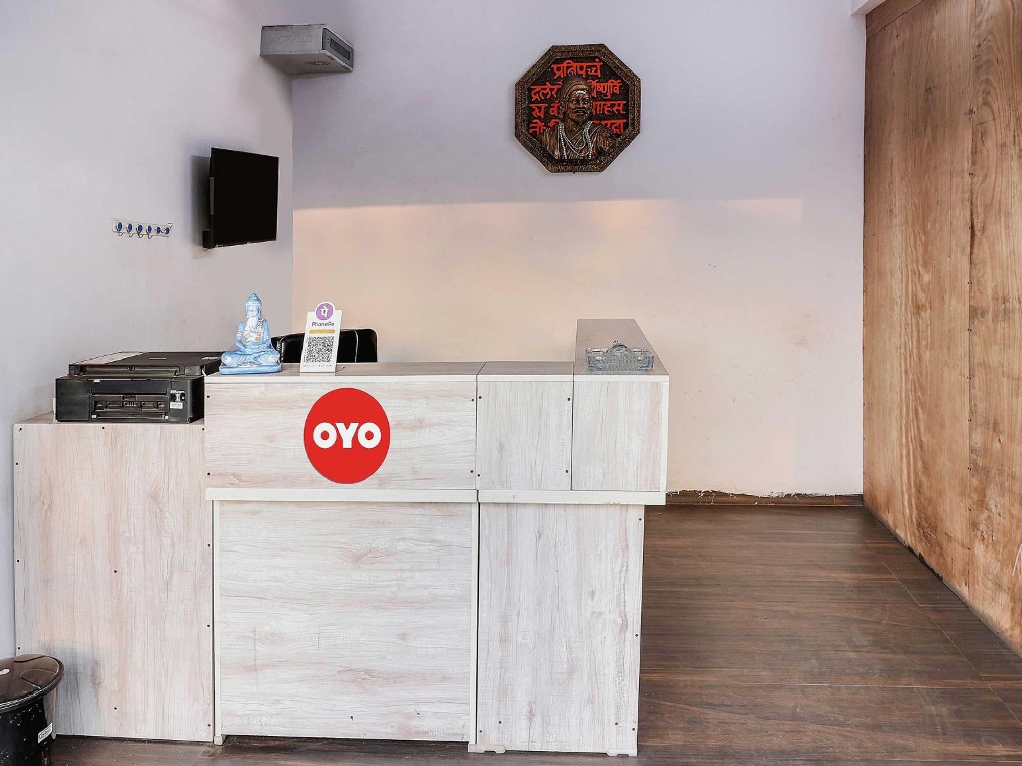 Oyo Hotel Blackgold Chandrapur Extérieur photo
