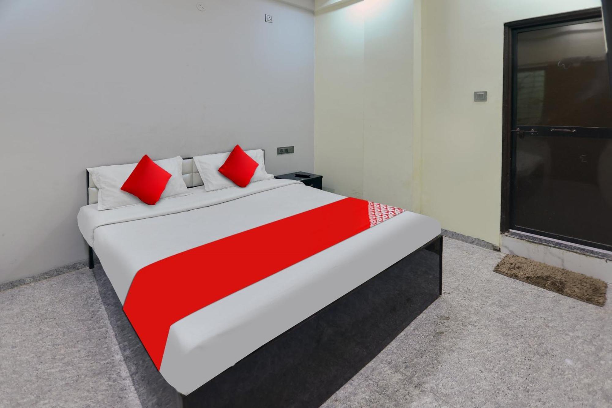 Oyo Hotel Blackgold Chandrapur Extérieur photo