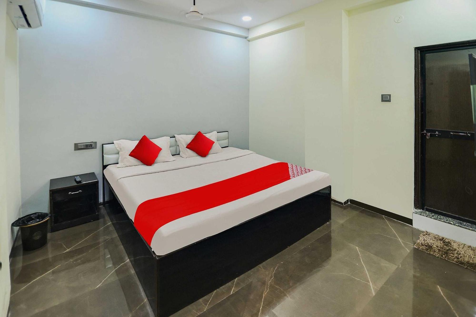 Oyo Hotel Blackgold Chandrapur Extérieur photo