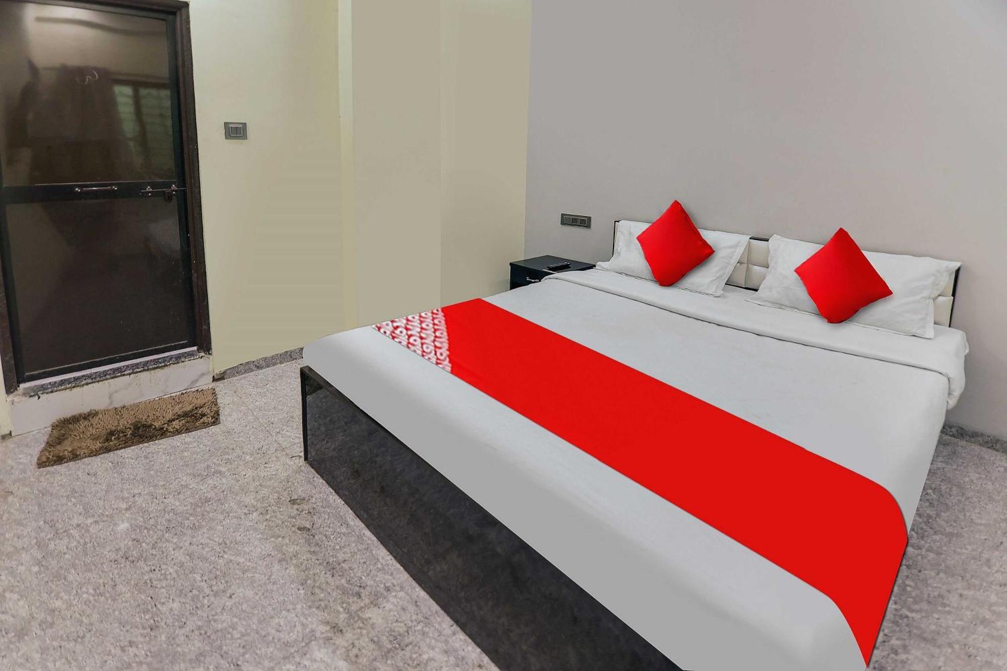 Oyo Hotel Blackgold Chandrapur Extérieur photo