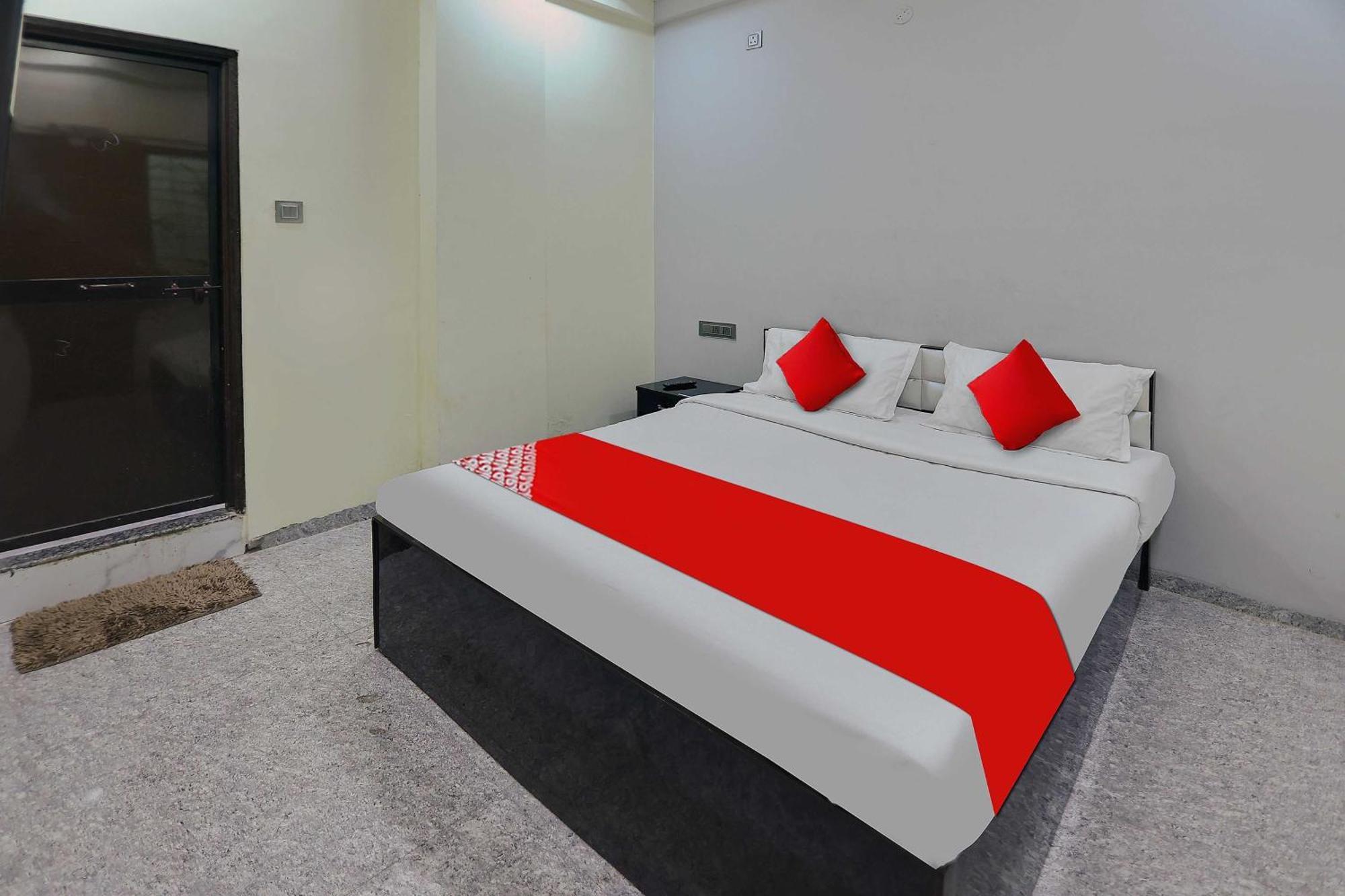 Oyo Hotel Blackgold Chandrapur Extérieur photo